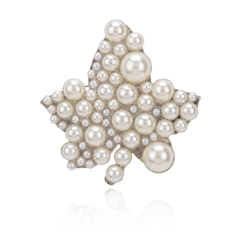 FASHION PEARL LEAF  PIN (P1673 SWP) made by Oh My Jewelry