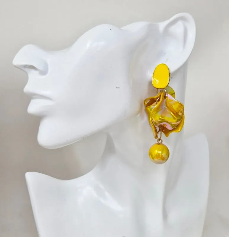 FASHION EARRINGS (JE10470 GYE) made by Oh My Jewelry