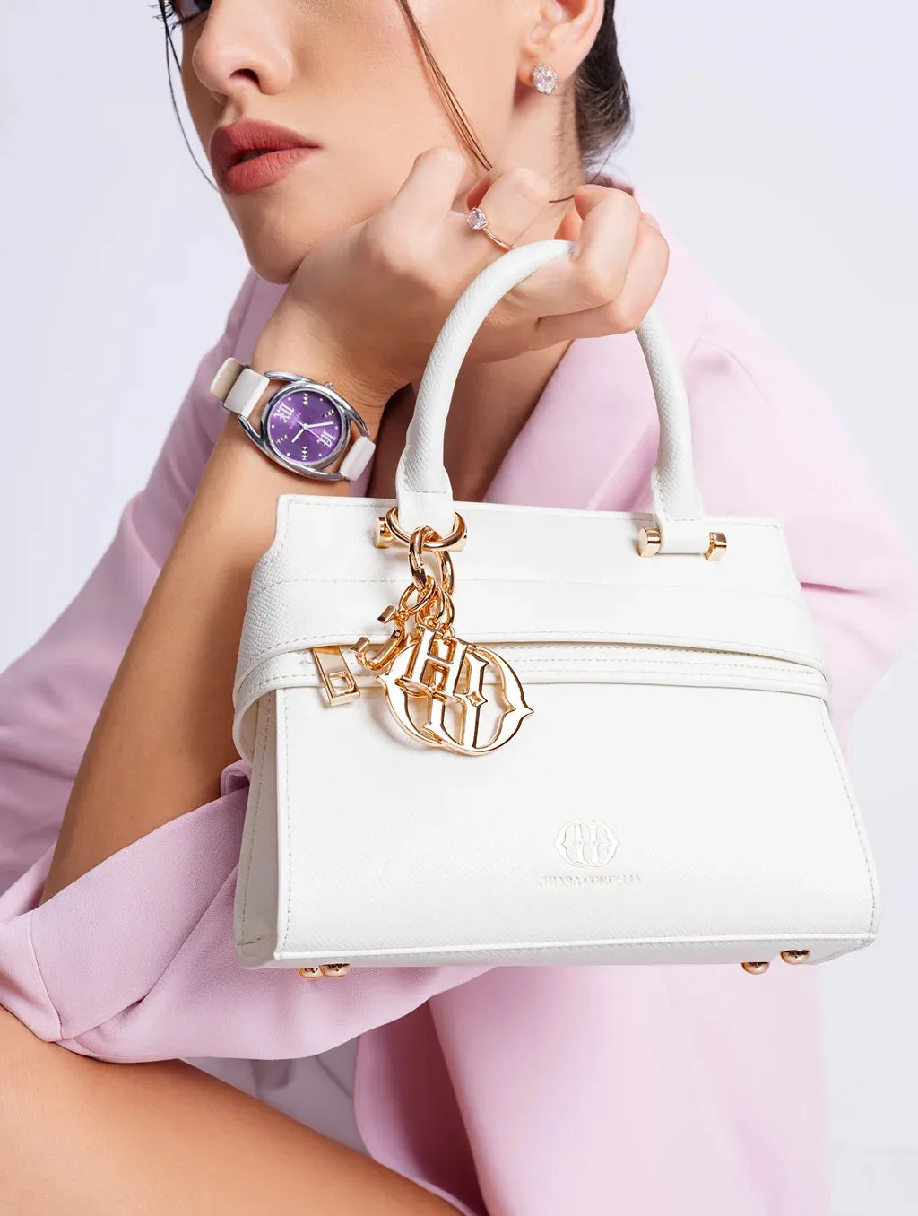 Ophelia in Chelsea Pearl- Envelope Bag sold by Chiara Cordelia