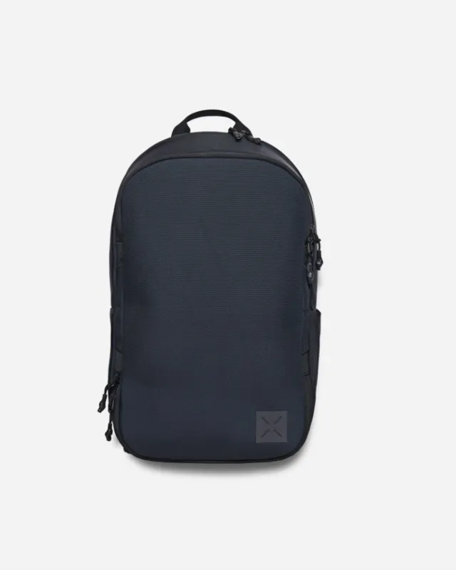 Training Pack 15L made by Ten Thousand