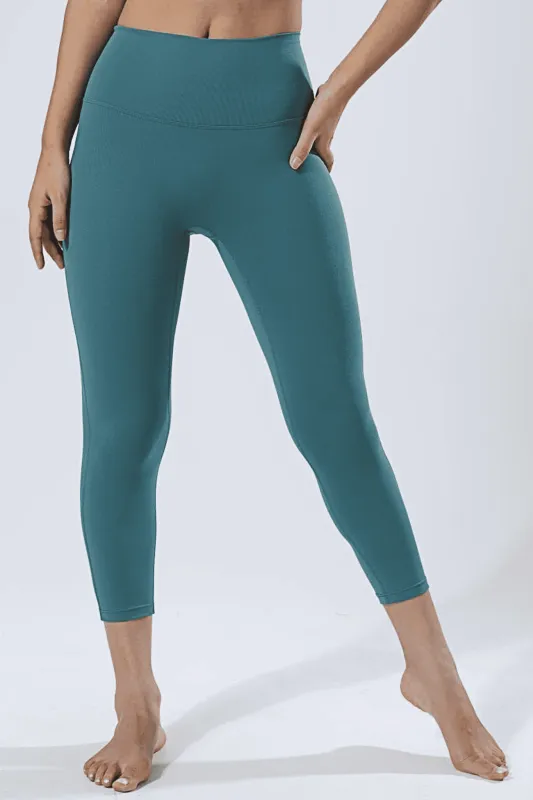 HauteD - DK Capri sold by DRYWORLD