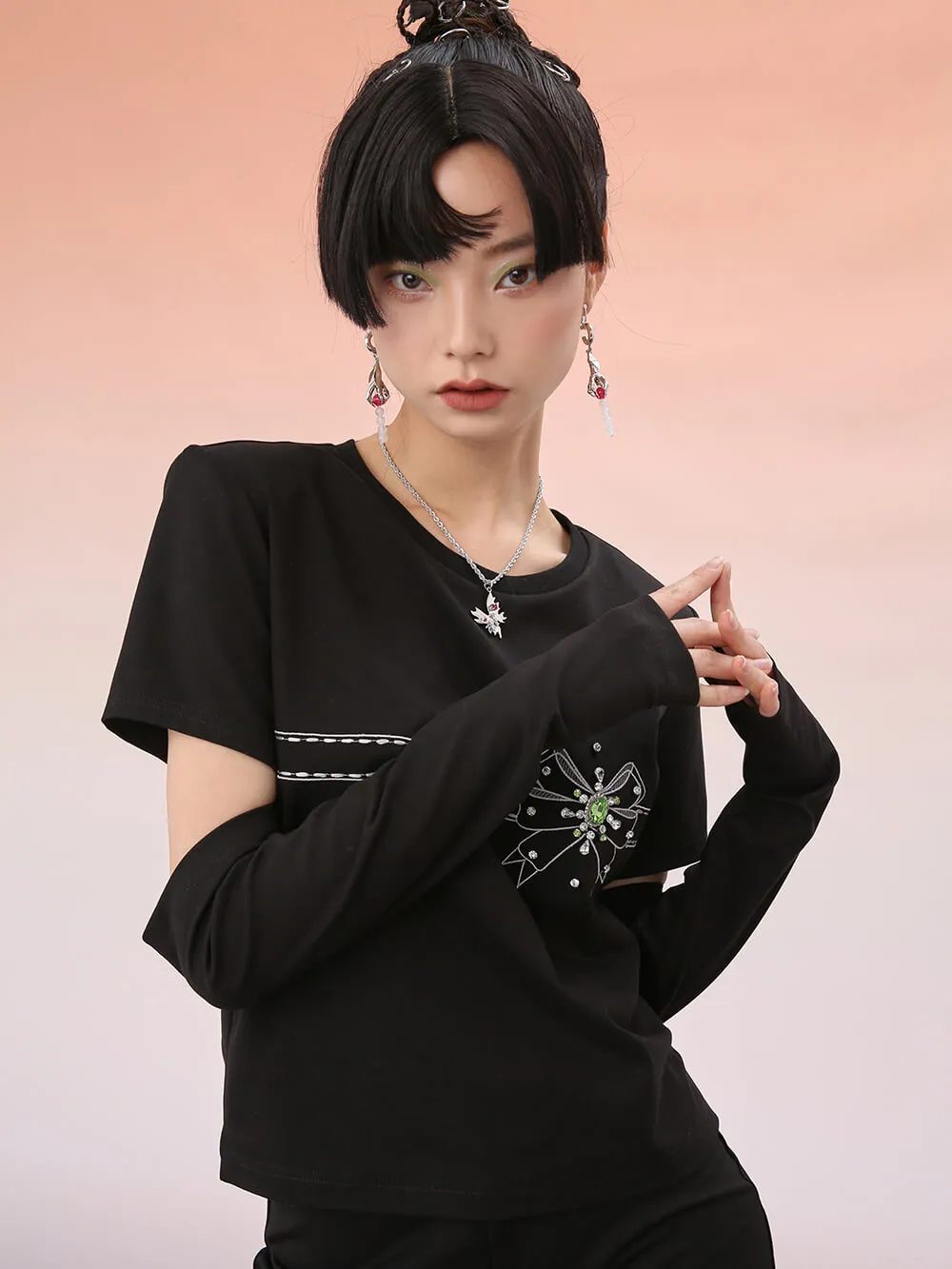 MUKZIN Black Design Fashion Print T-shirts sold by Muzkin product image thumbnail 2