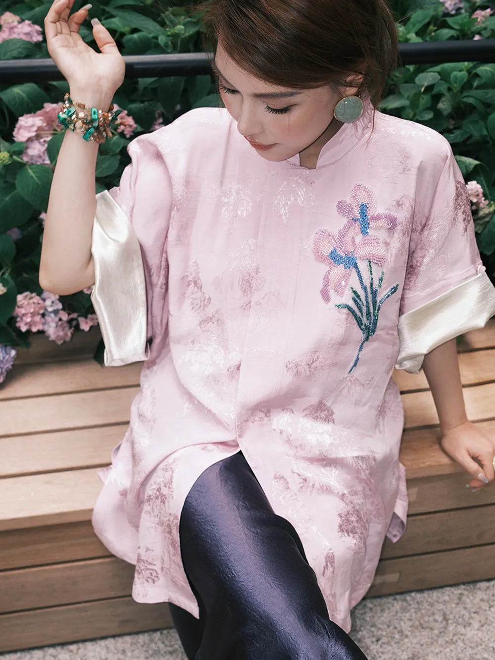 MUKZIN“Capsule Collection”Pink Chinese - style Stand - up Collar Floral Embroidered Loose Top sold by Muzkin