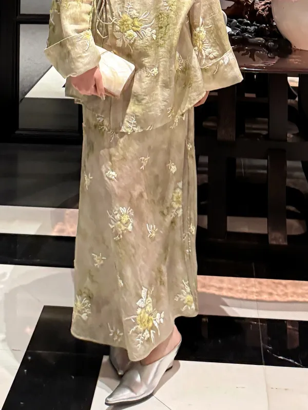 MUKZIN“Capsule Collection”New Chinese-style green slimming midi skirt sold by Muzkin