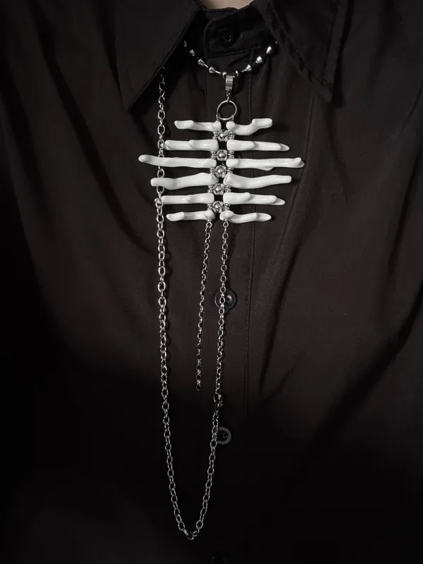MUKTANK×DARK DREAM Handmade detachable pendant necklace in the shape of a breastbone, with a Gothic and gender-neutral style sold by Muzkin