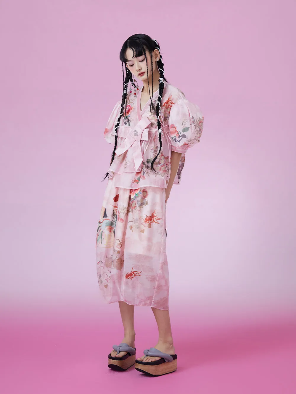 MUKZIN V-neck Bow Puff Sleeve Print Retro Elegant T-shirts sold by Muzkin product image thumbnail 4