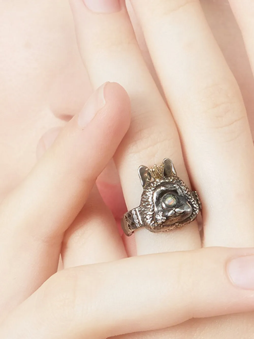 MUKTANK x QUANDO Rabbit Prince Silver Ring sold by Muzkin product image thumbnail 3