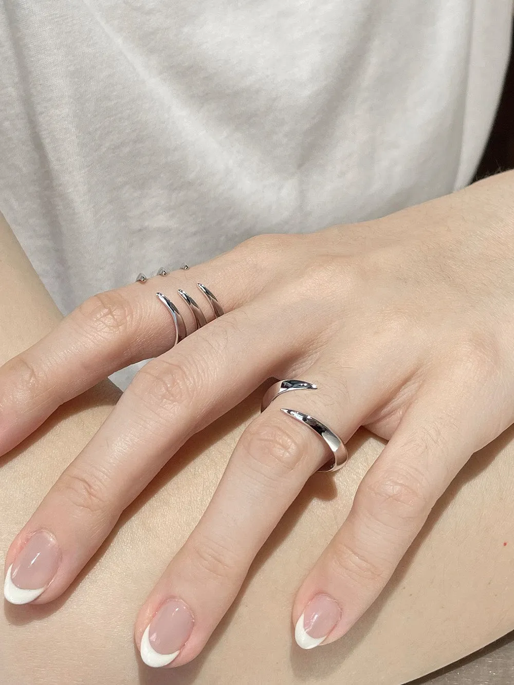 MUKTANK x Mandarin Zan Club Dragon Claw Thin Ring sold by Muzkin product image thumbnail 5