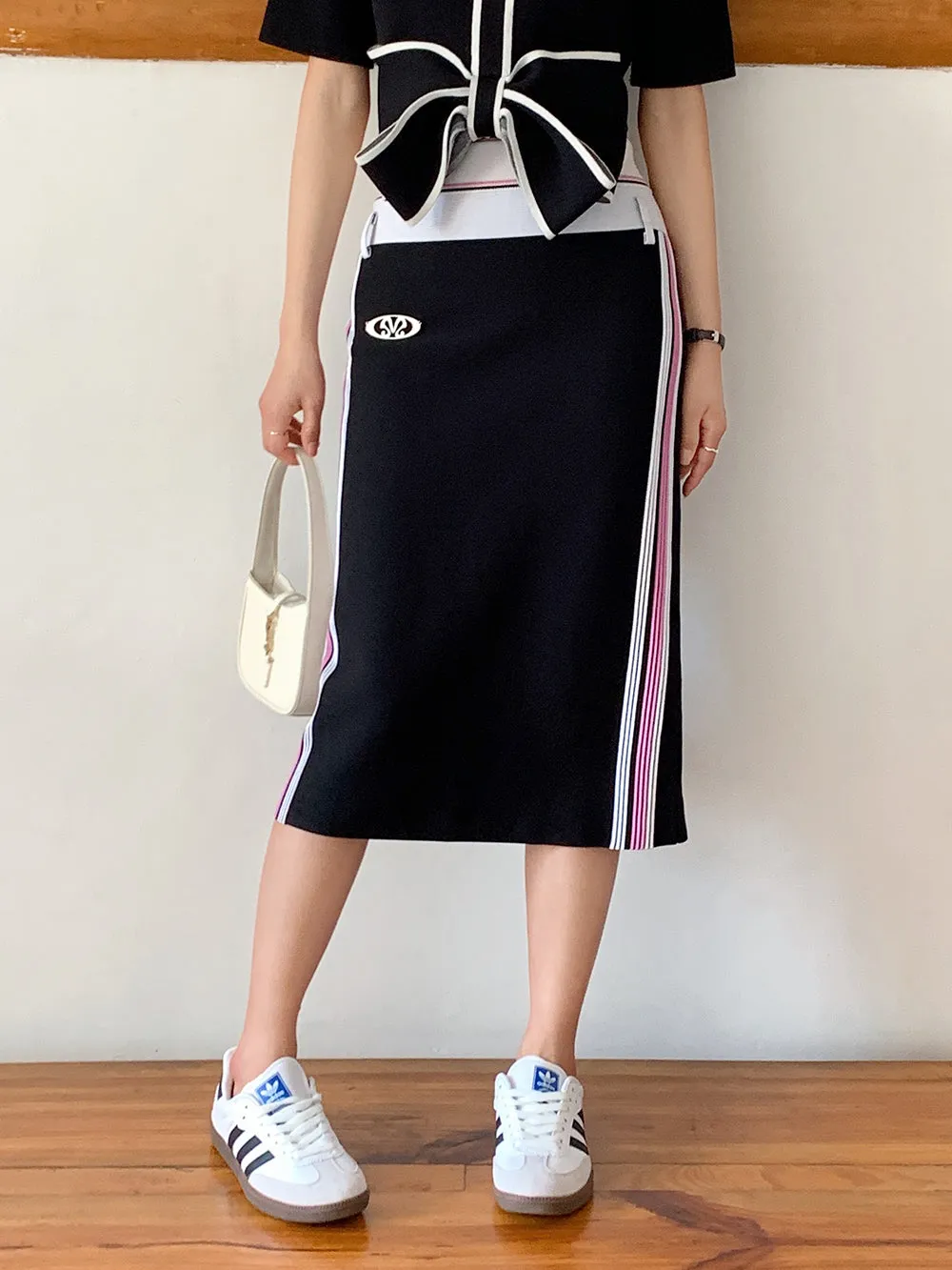 MUKZIN Knit Panel Slim Elegant Skirt Original sold by Muzkin