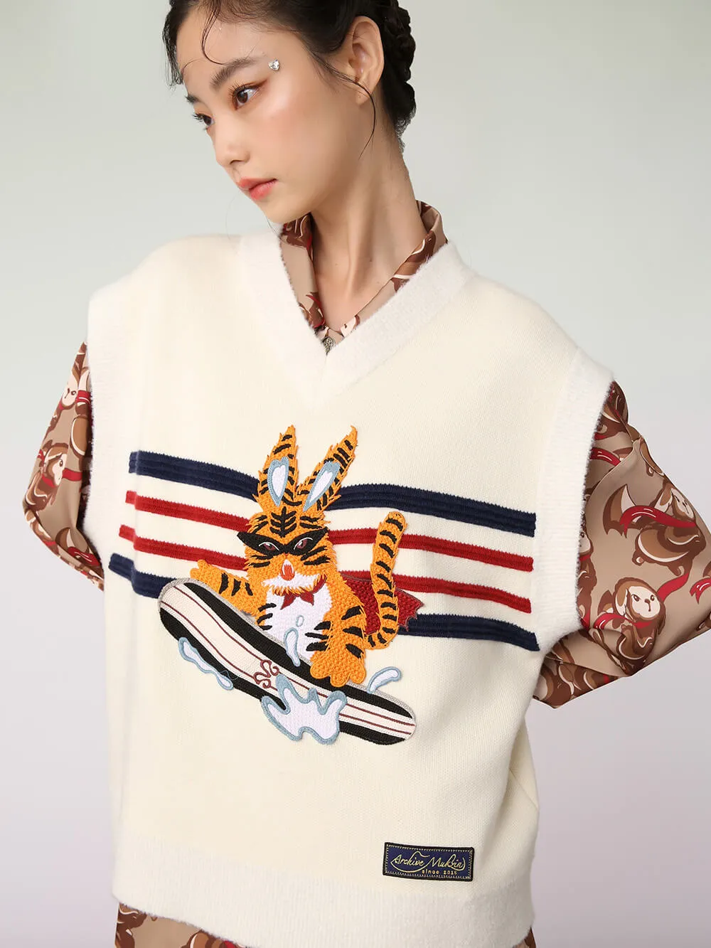 MUKZIN White Artists Joint Vest sold by Muzkin product image thumbnail 3