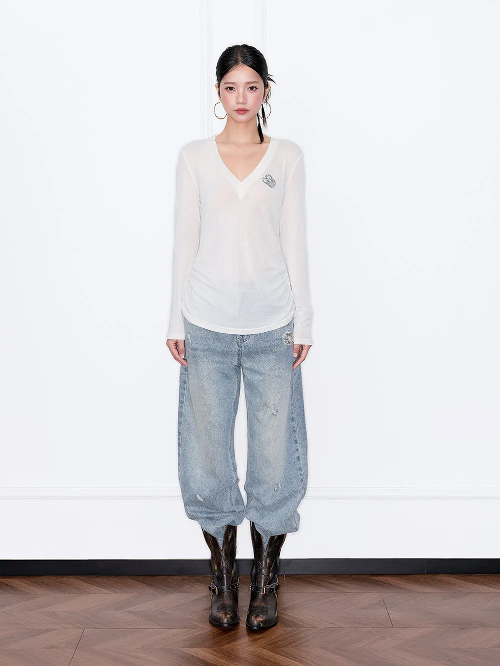 MUKZIN“Capsule Collection”V-Neck Slim-Fit Base Layer Top with Rhinestone Embellishment sold by Muzkin product image thumbnail 4