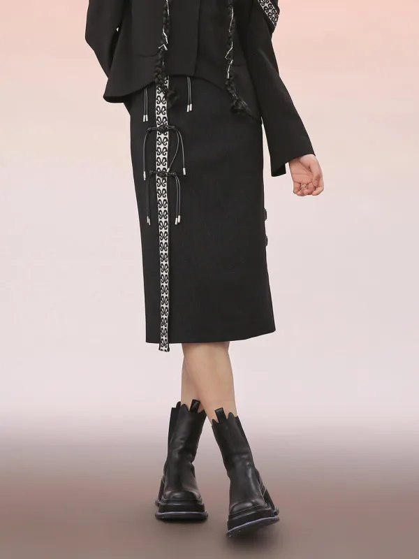 MUKZIN Black Vintage Minimalist Mid Skirt sold by Muzkin