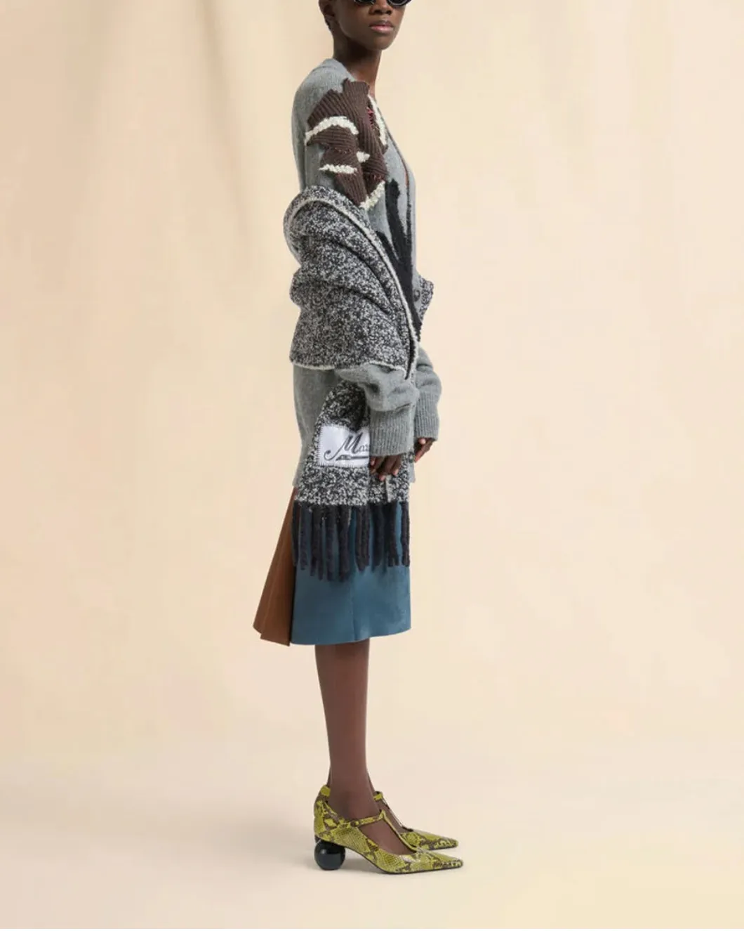 Gray Alpaca Wool Cardigan with Flower Patch sold by SHOWROOM product image thumbnail 3