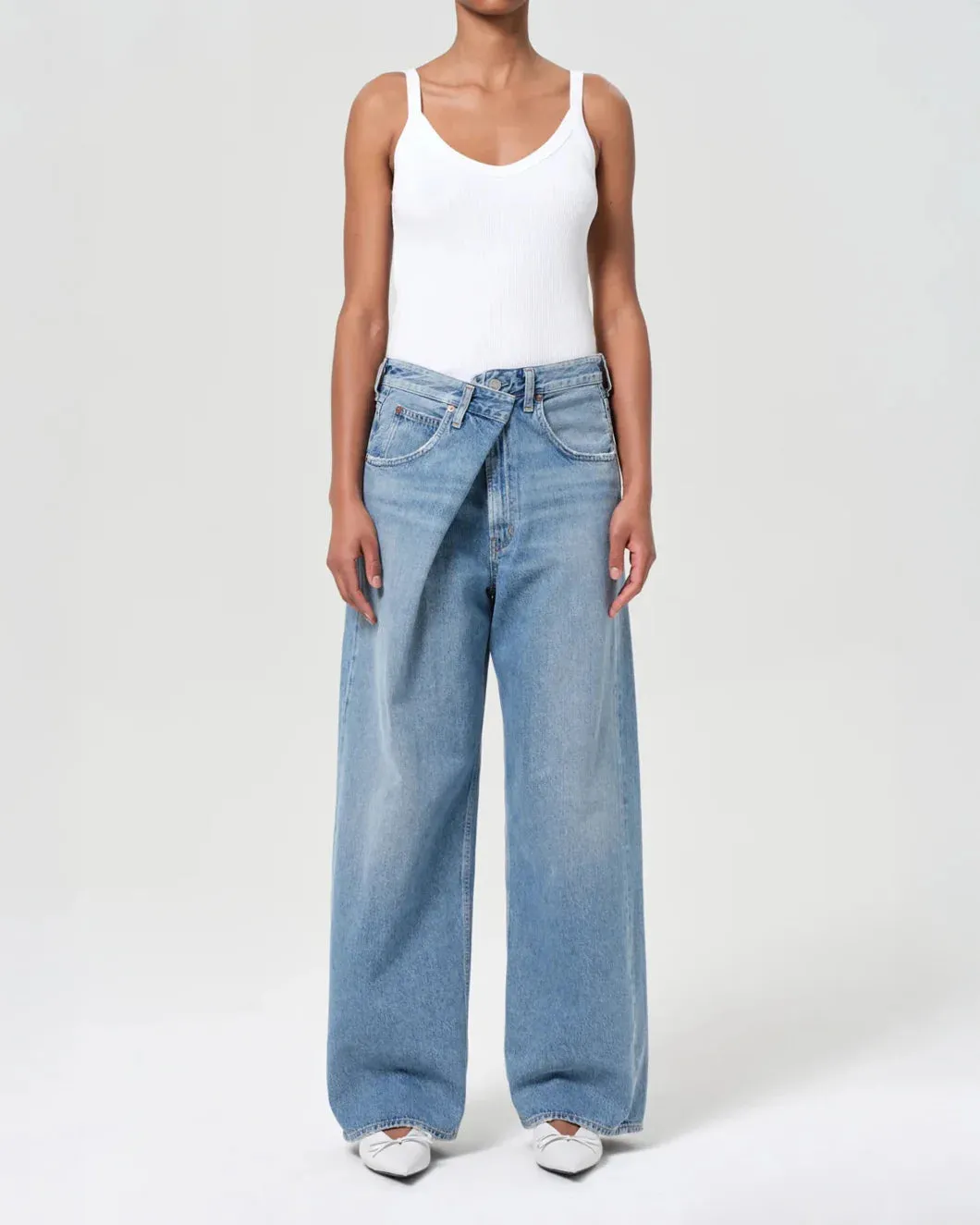 Vana Fold Jean sold by SHOWROOM product image thumbnail 2