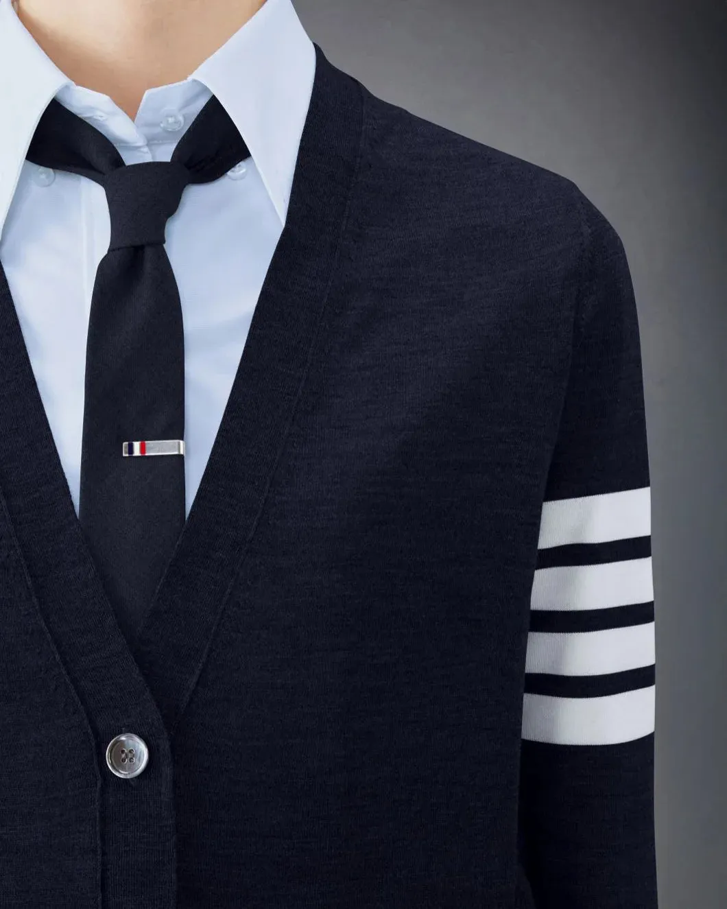 Wool Relaxed 4-Bar V-Neck Cardigan sold by SHOWROOM product image thumbnail 4