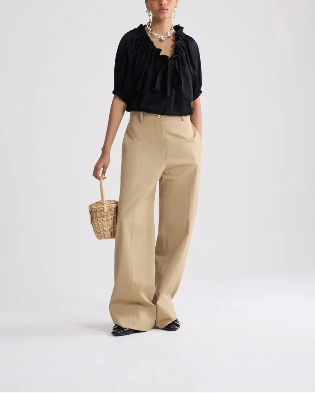 Drawstring T-Shirt in Organic Cotton sold by SHOWROOM product image thumbnail 2
