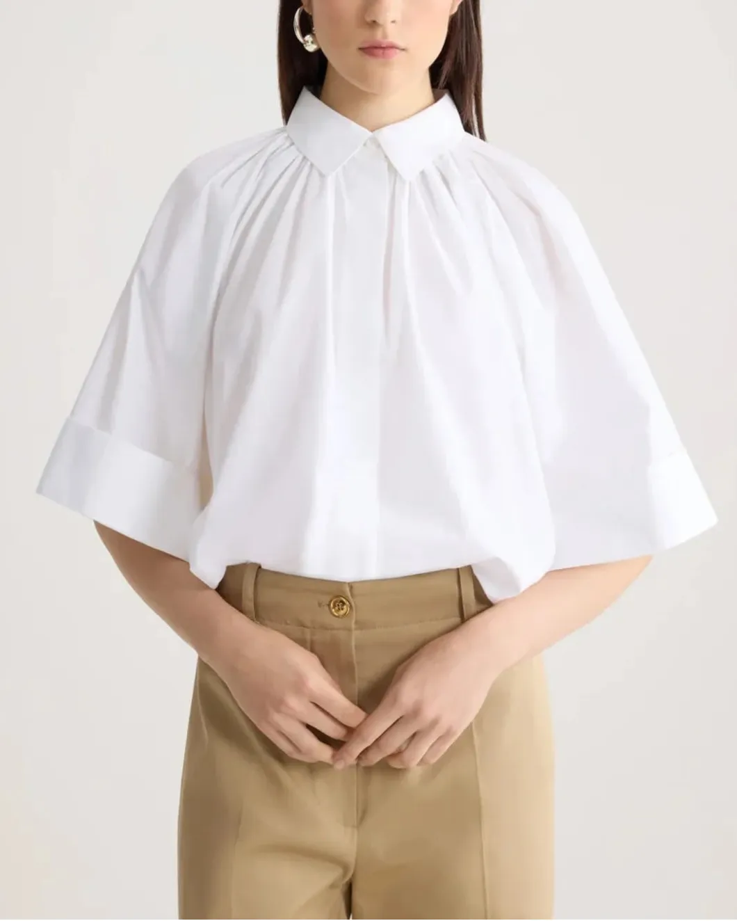 Organic Cotton Voluminous Short-Sleeved Blouse sold by SHOWROOM product image thumbnail 4