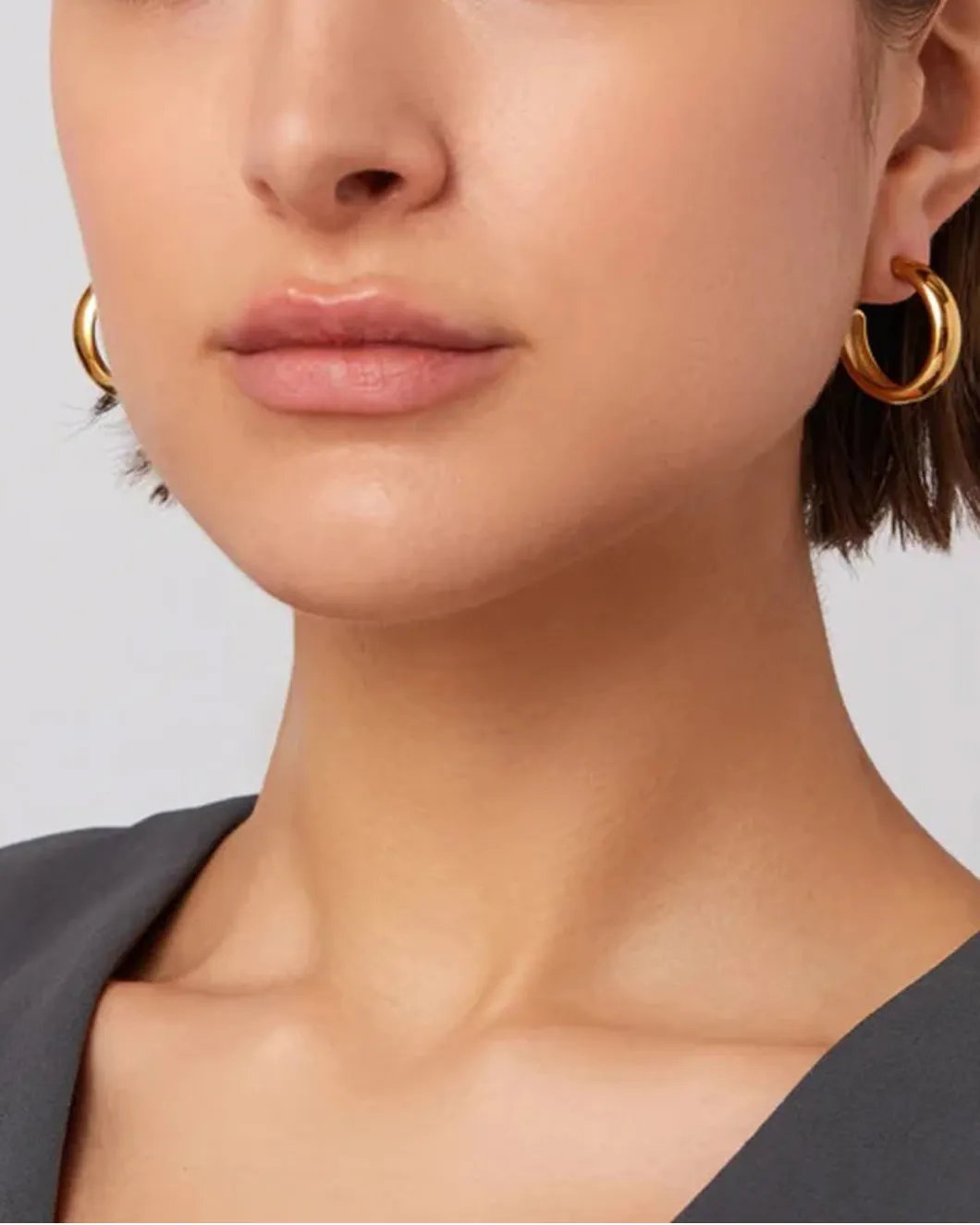 Staple Hoop Medium Gold sold by SHOWROOM product image thumbnail 2