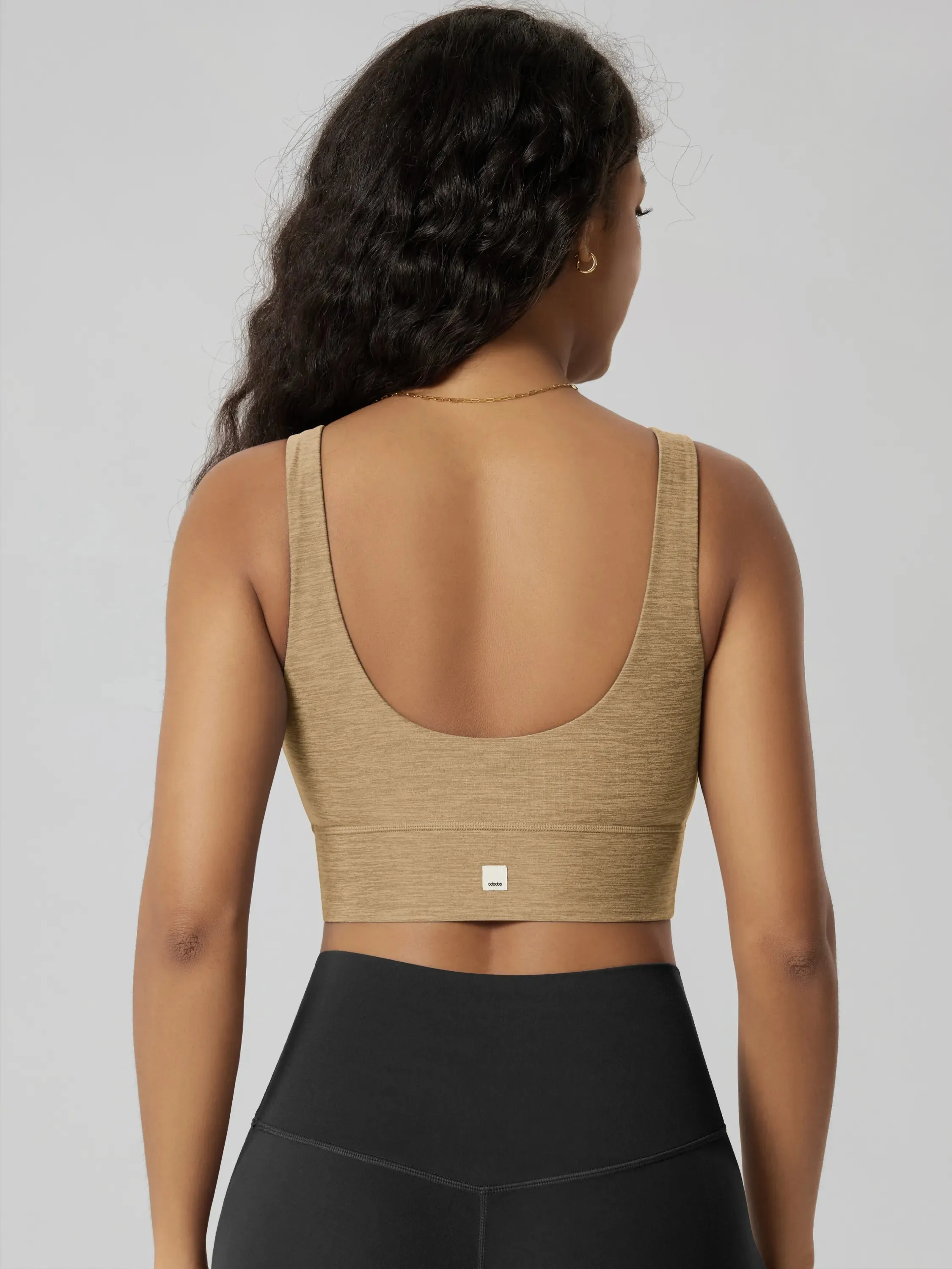 odSTRATUM Longline U-Back Sports Bra with Removable Pads sold by Ododos product image thumbnail 3