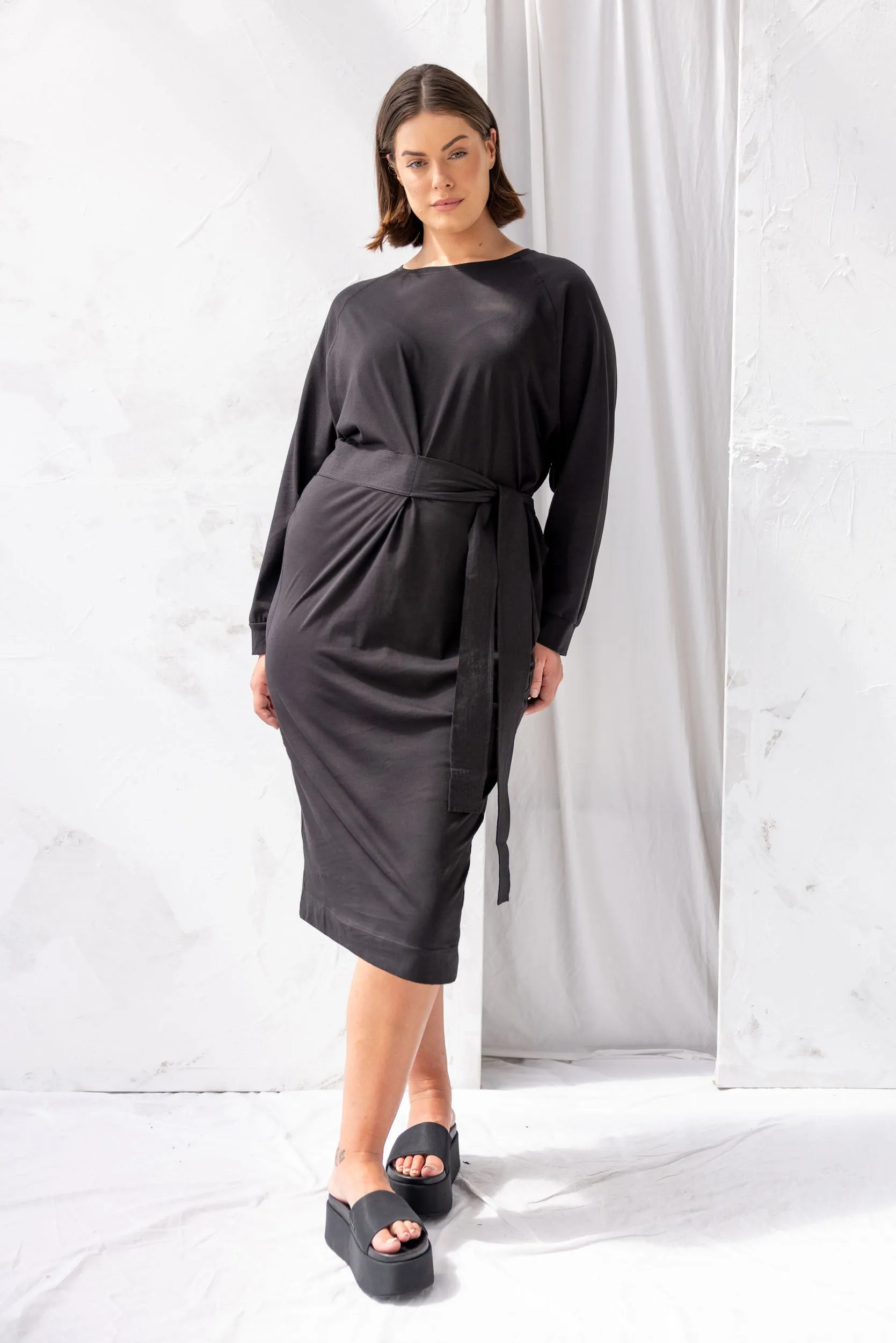 Unbound Dress | Black (XS/XL only) sold by ReCreate