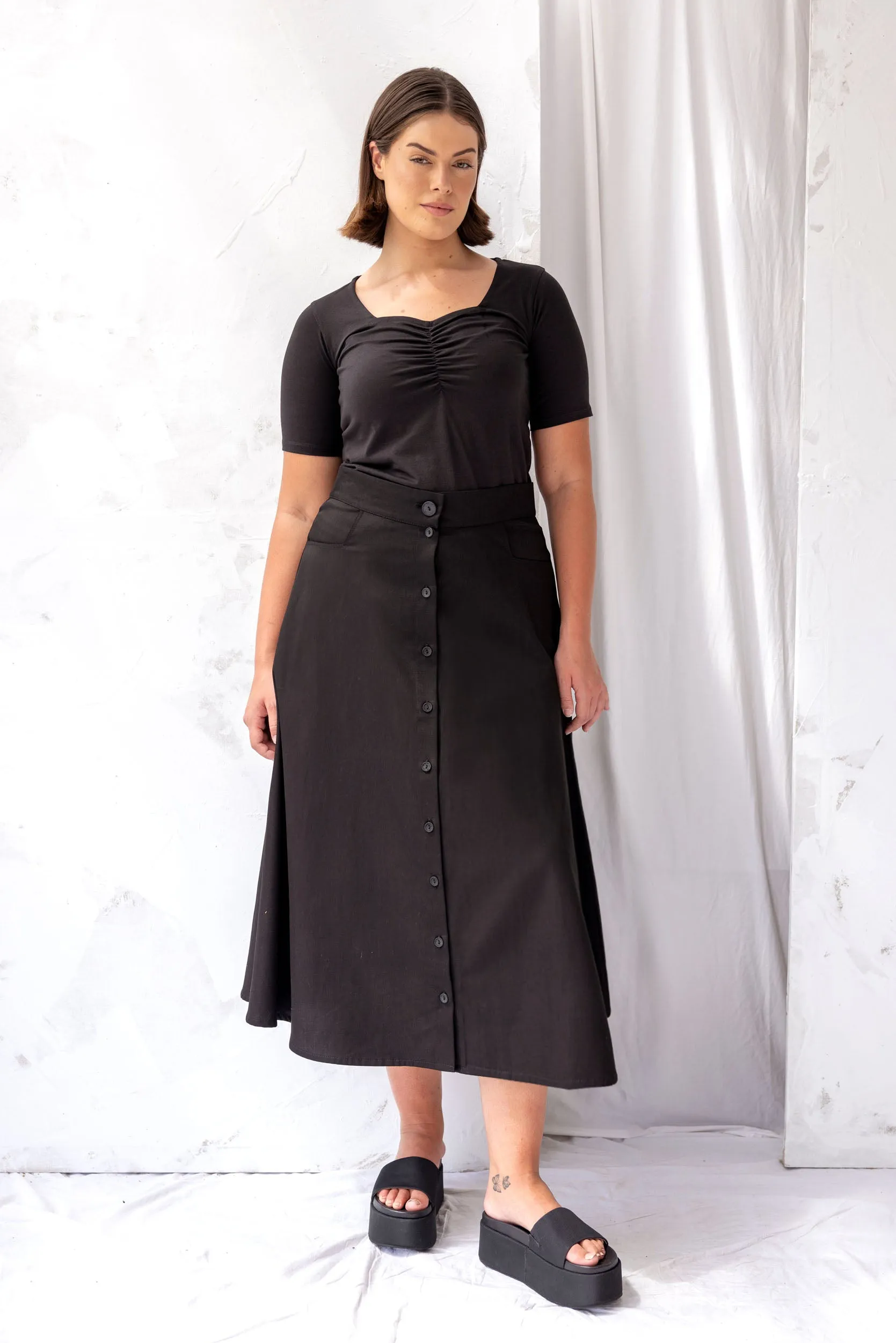 Cruise Skirt | Black sold by ReCreate