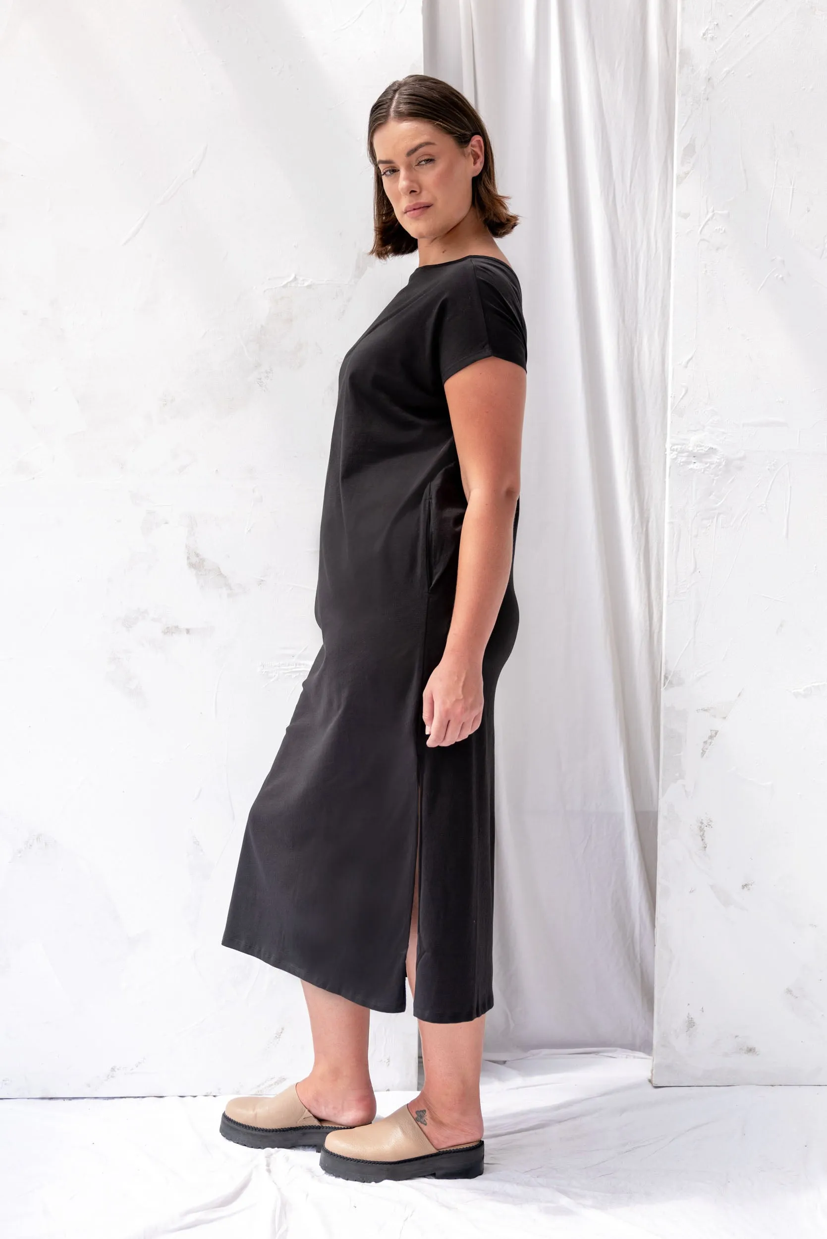 Noah Reversible Dress | Black sold by ReCreate product image thumbnail 3