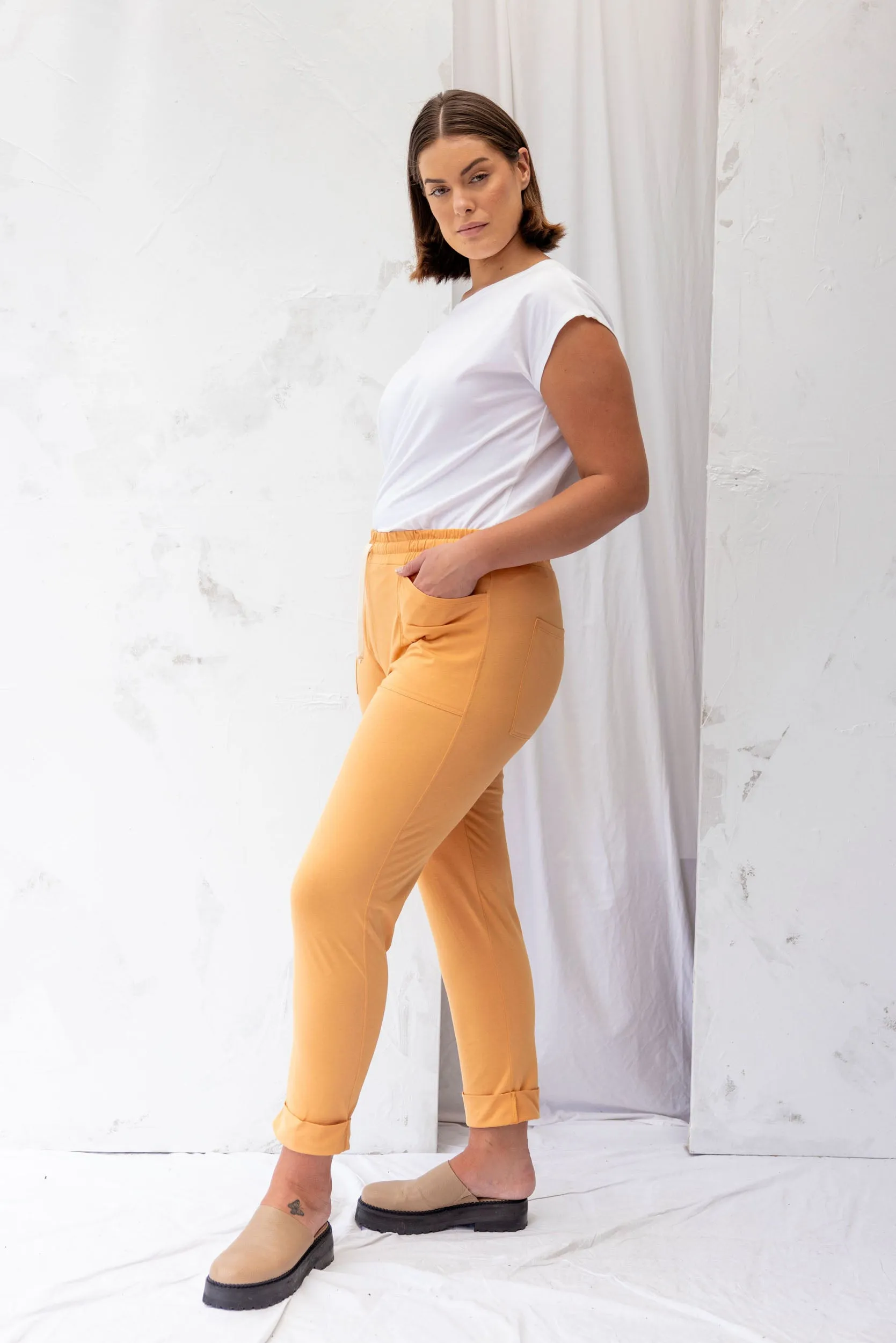 Travel Pant | Cantaloupe | M sold by ReCreate product image thumbnail 5