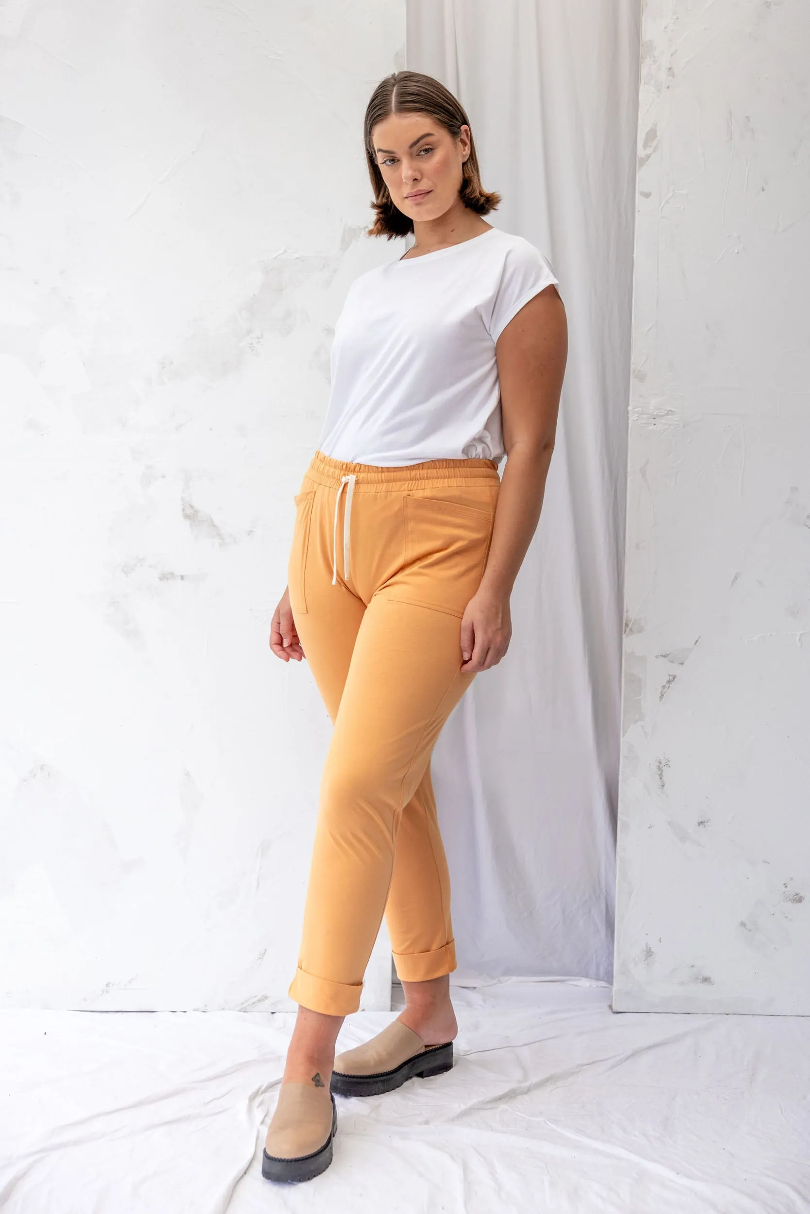 Travel Pant | Cantaloupe | M sold by ReCreate product image thumbnail 4