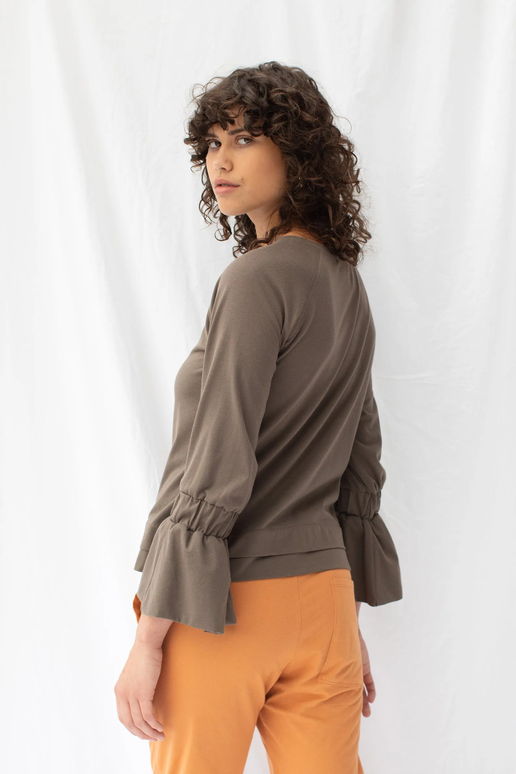 Transit Top | Taupe | L sold by ReCreate product image thumbnail 2