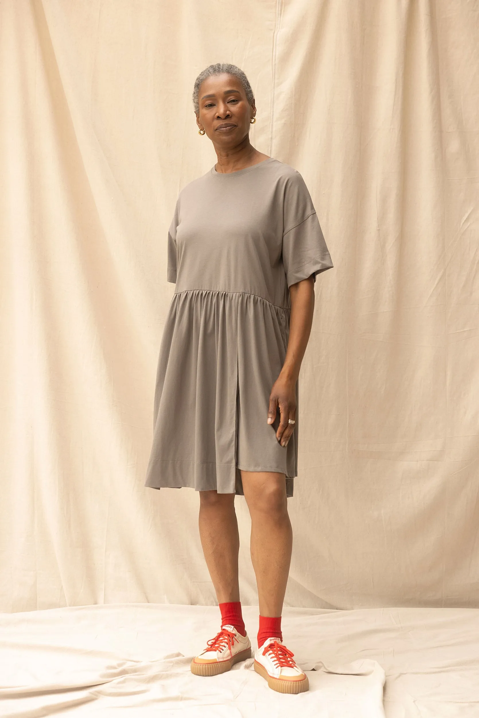 Hobby Dress | Grey Sage | S sold by ReCreate
