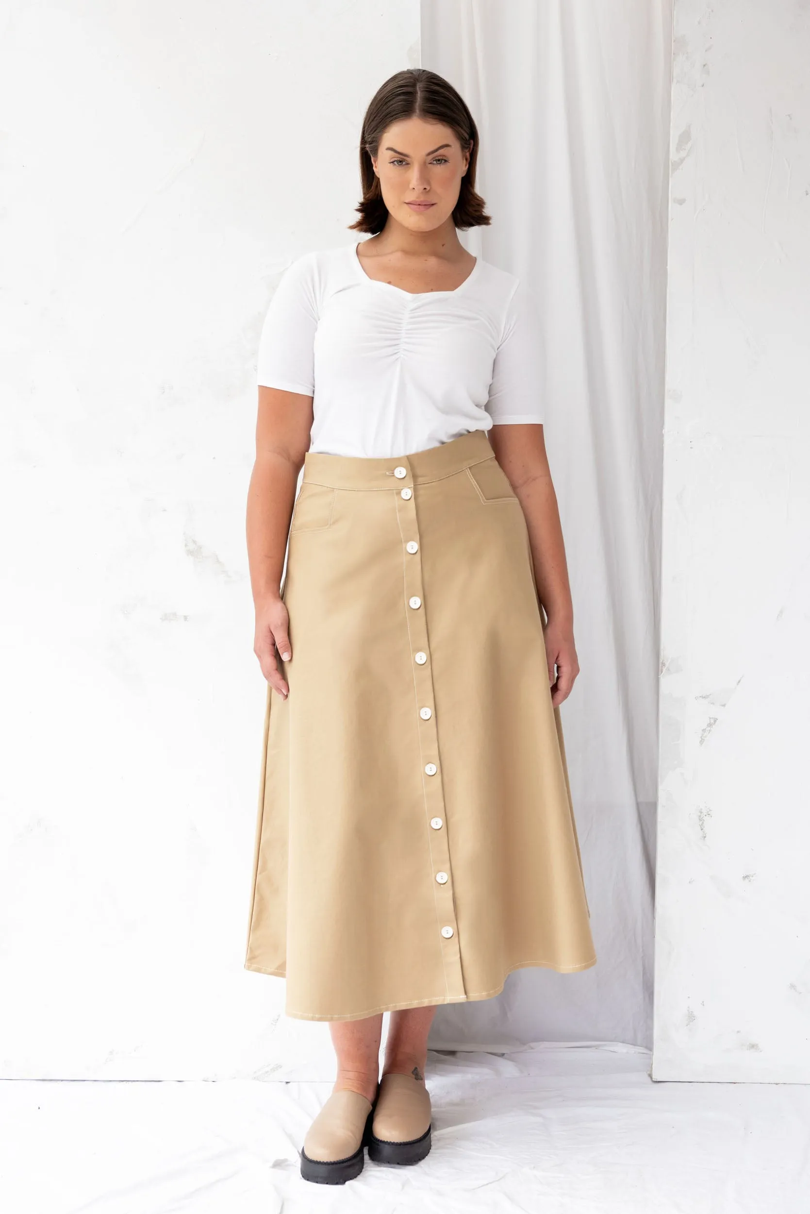 Cruise Skirt | Tan | L sold by ReCreate product image thumbnail 5