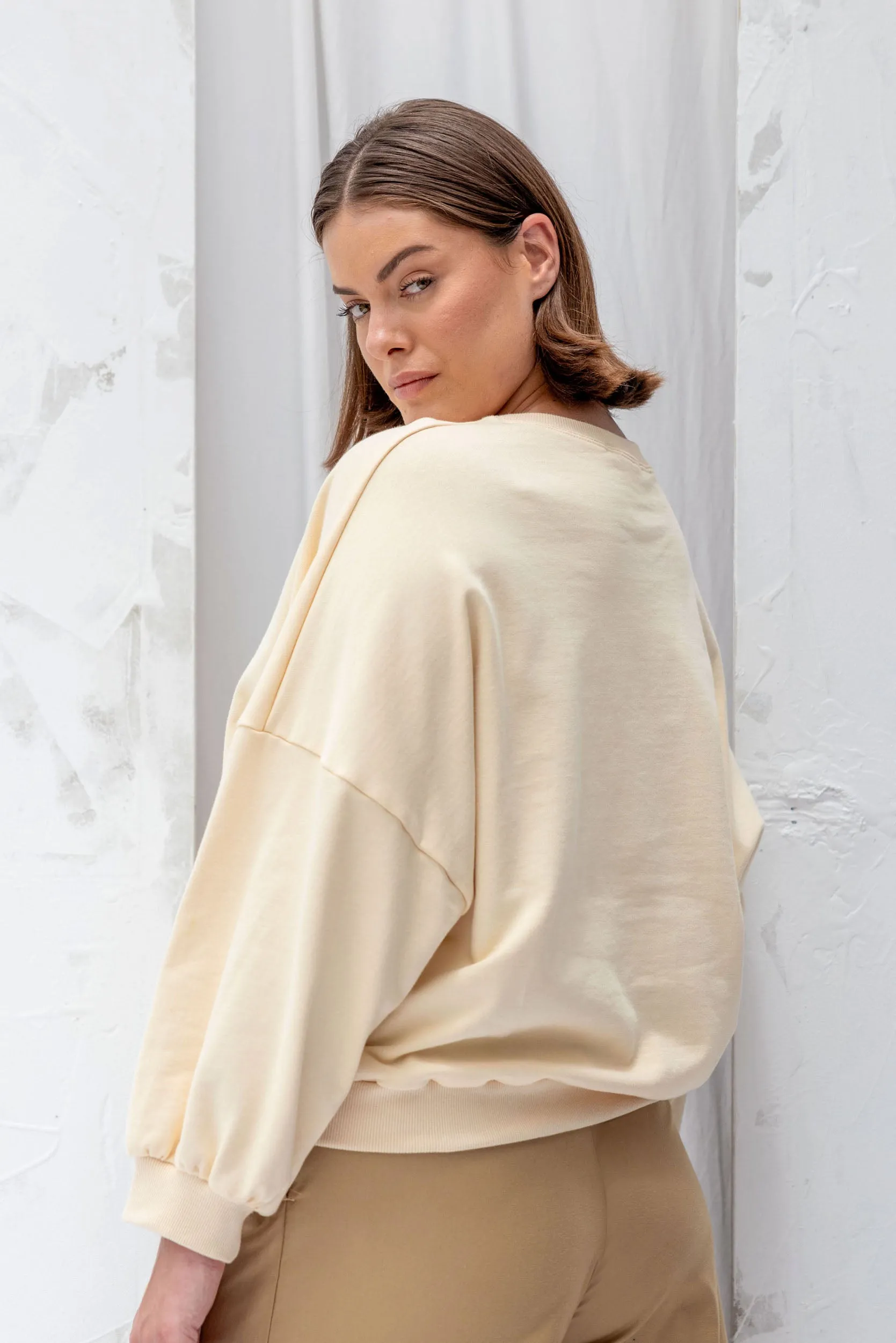 Around Sweatshirt | Natural | M sold by ReCreate product image thumbnail 3