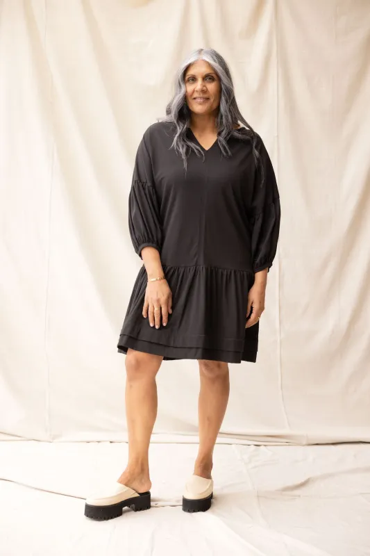 Hart Dress | Black | M sold by ReCreate
