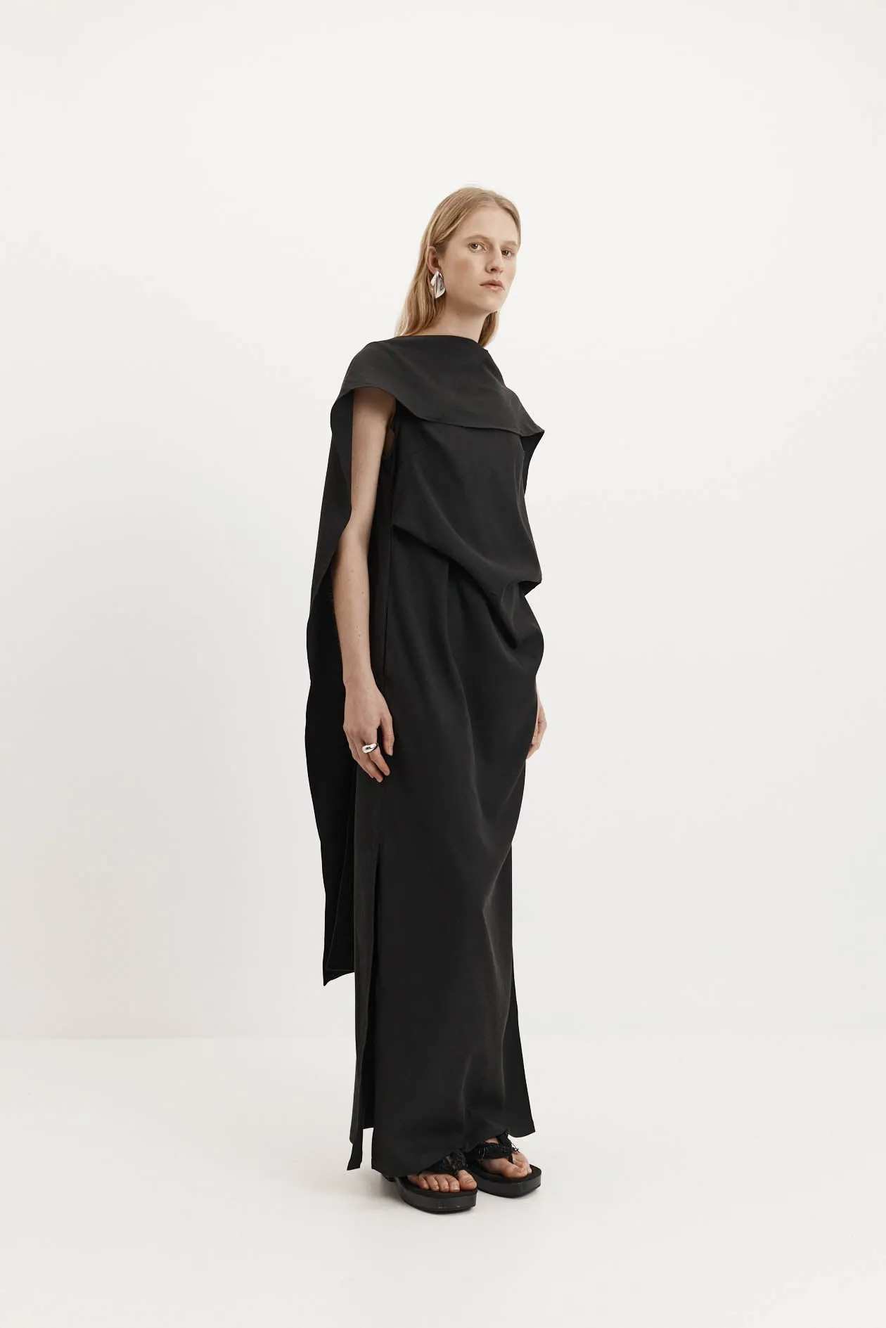 Laro Dress in Summer Suiting sold by Harris Tapper product image thumbnail 4