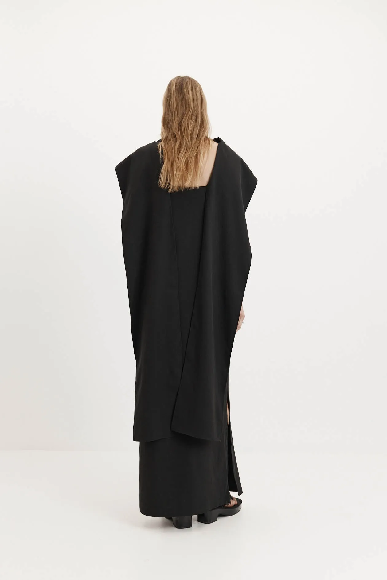 Laro Dress in Summer Suiting sold by Harris Tapper product image thumbnail 5