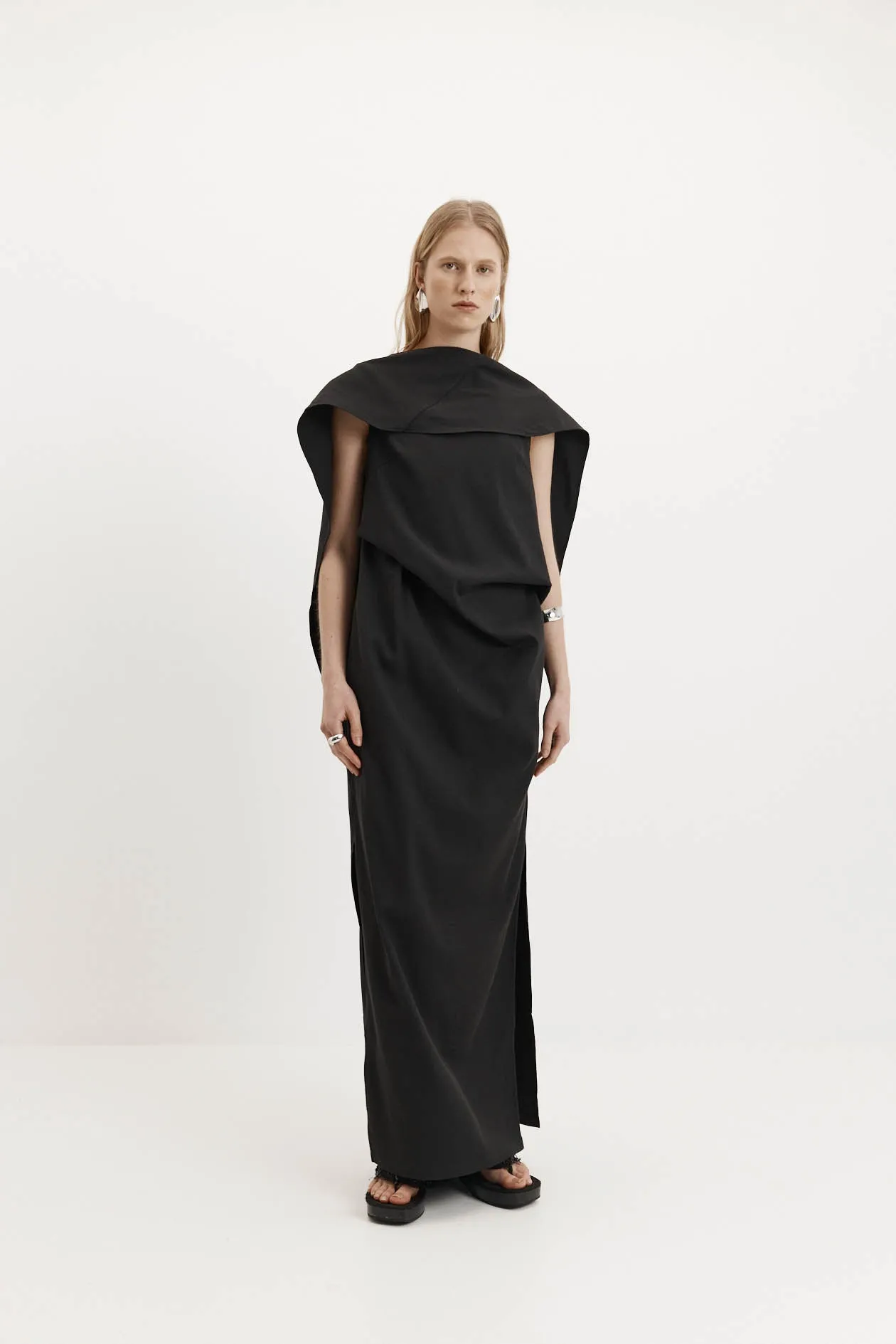 Laro Dress in Summer Suiting sold by Harris Tapper product image thumbnail 3