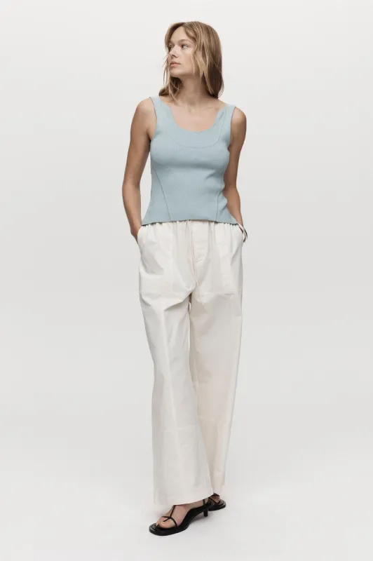 IRIS SINGLET - POWDER sold by Marle