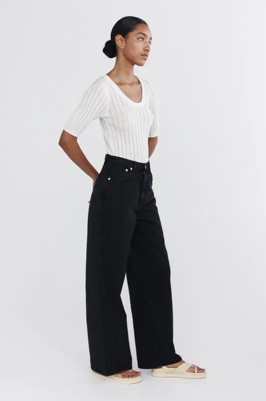CURVE SEAM JEAN - BLACK sold by Marle