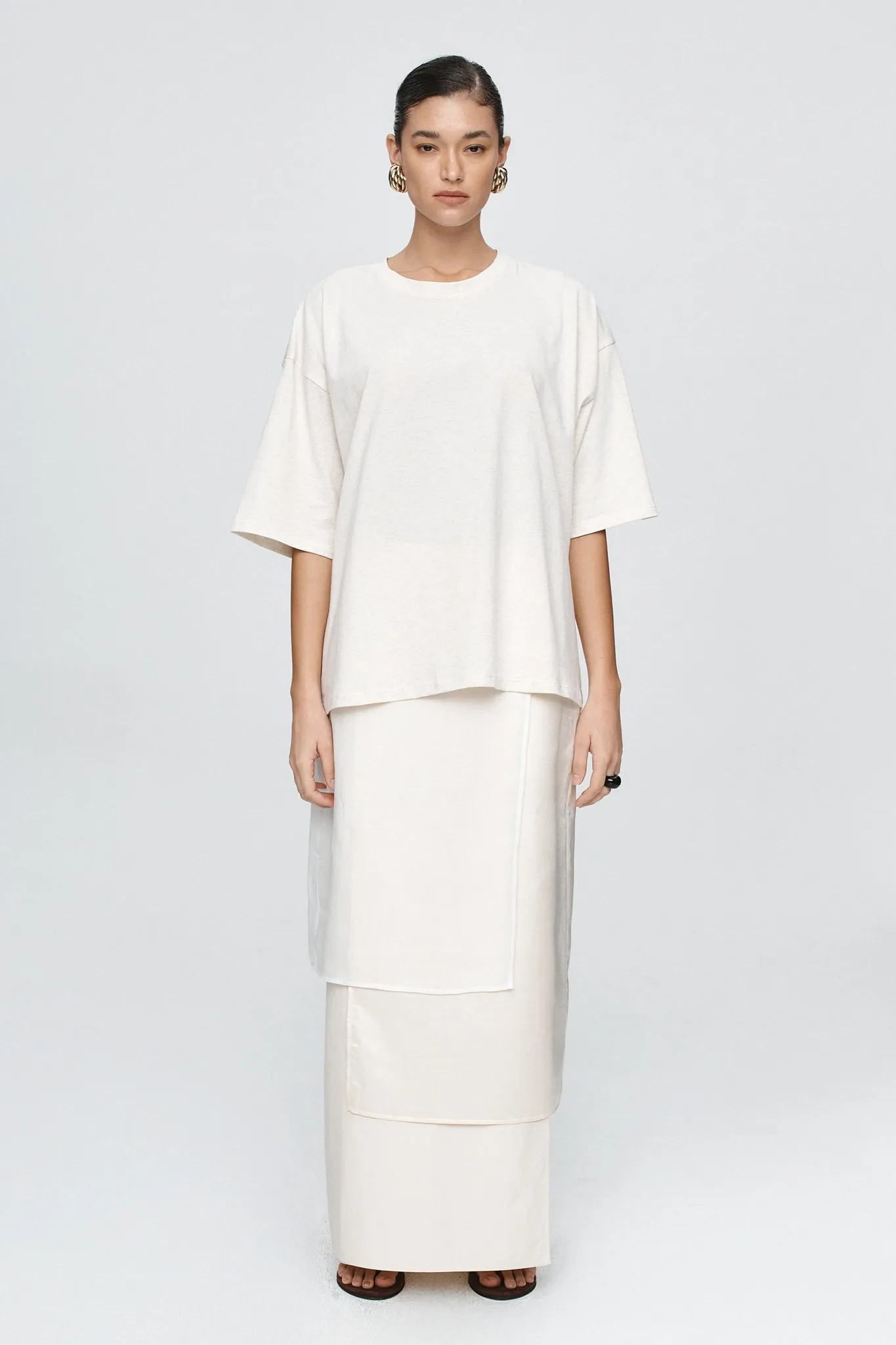 AUSTIN TEE - OAT MARLE sold by Marle