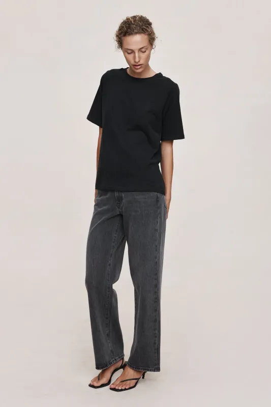 KENNA TEE. - BLACK made by Marle