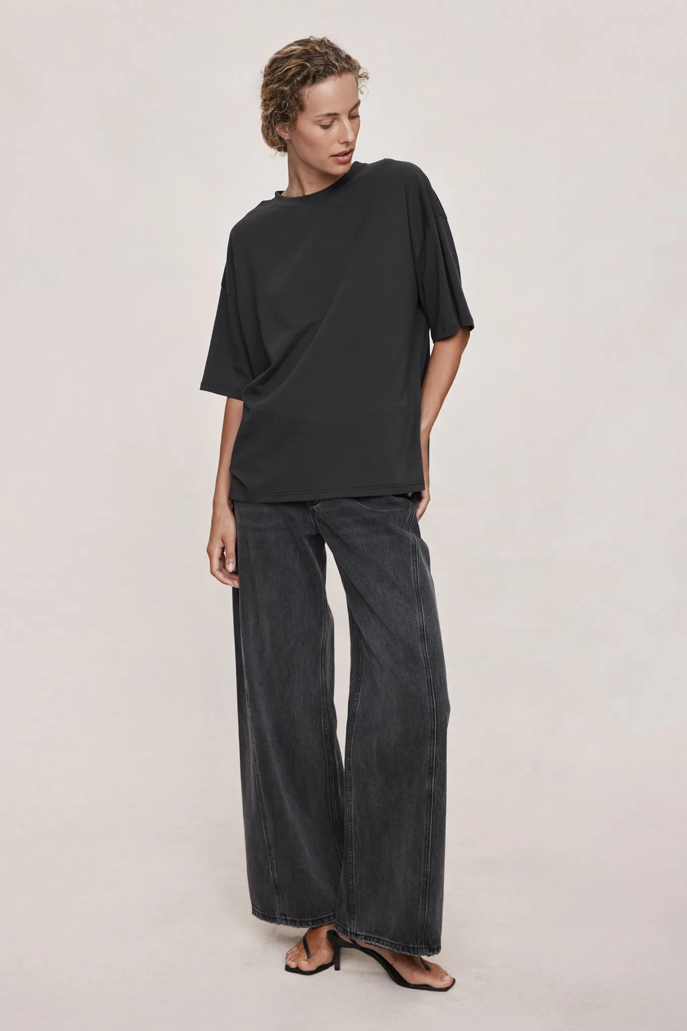 HELE TEE - BLACK sold by Marle product image thumbnail 3