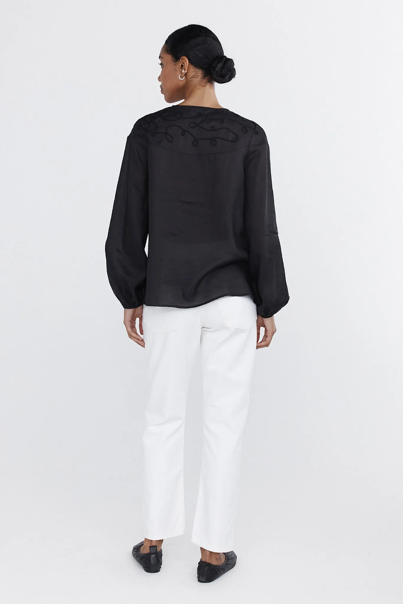 RIA TOP - BLACK sold by Marle product image thumbnail 3