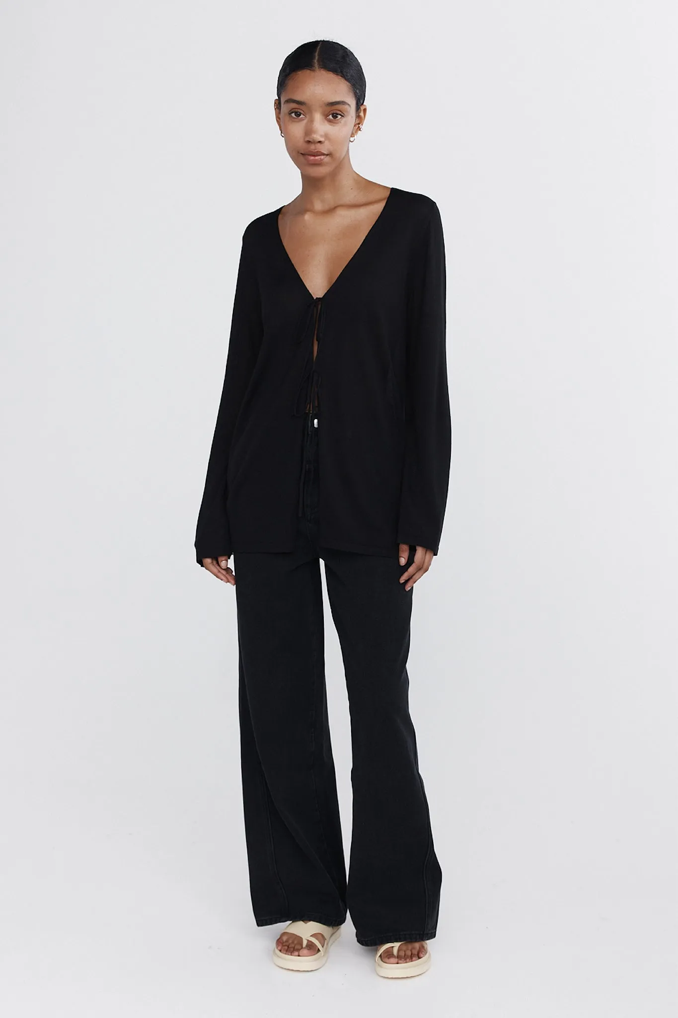 NIKITA TOP - BLACK sold by Marle