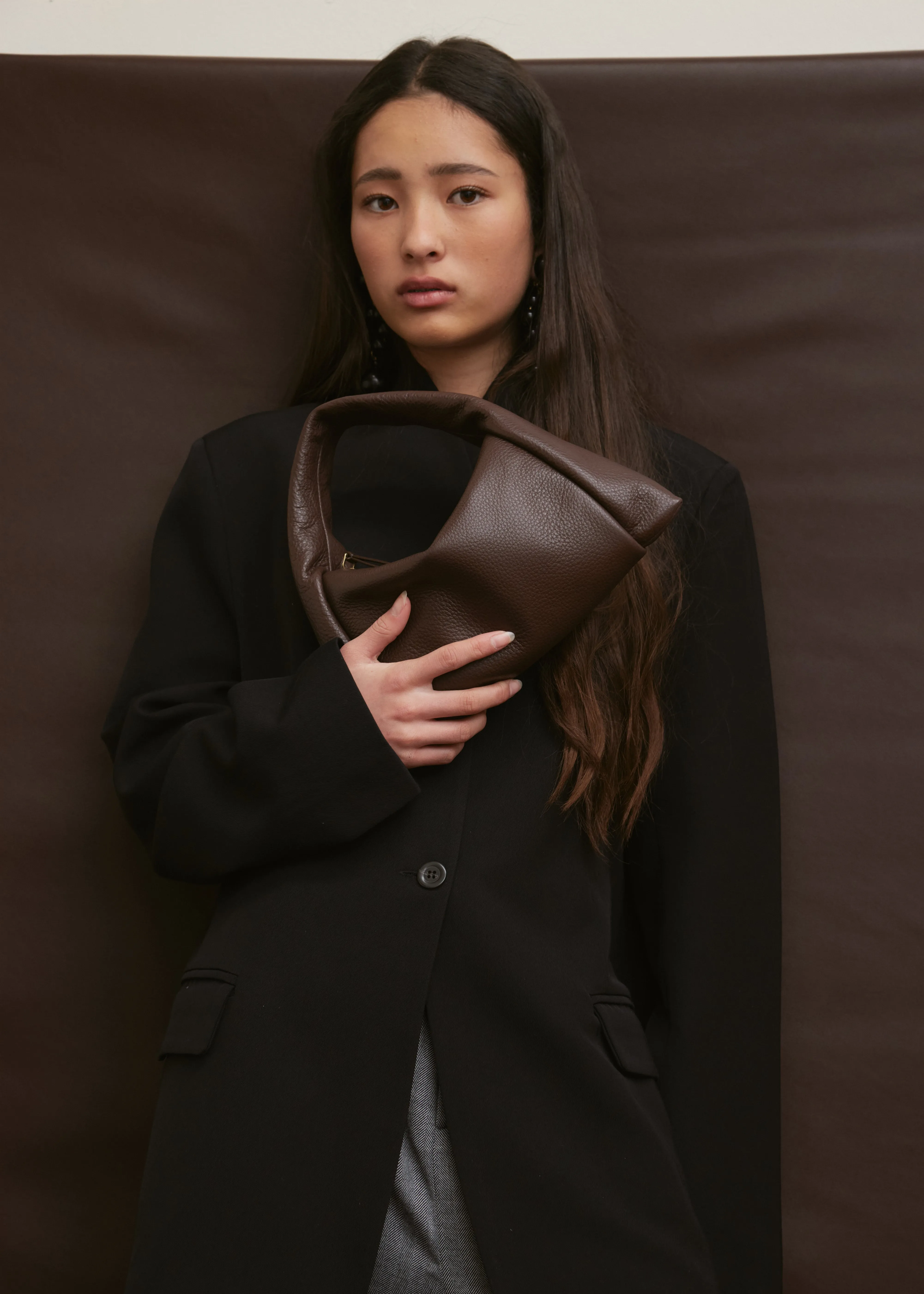 FLO Mini - Dark Coco Pebble sold by Georgia Jay product image thumbnail 4