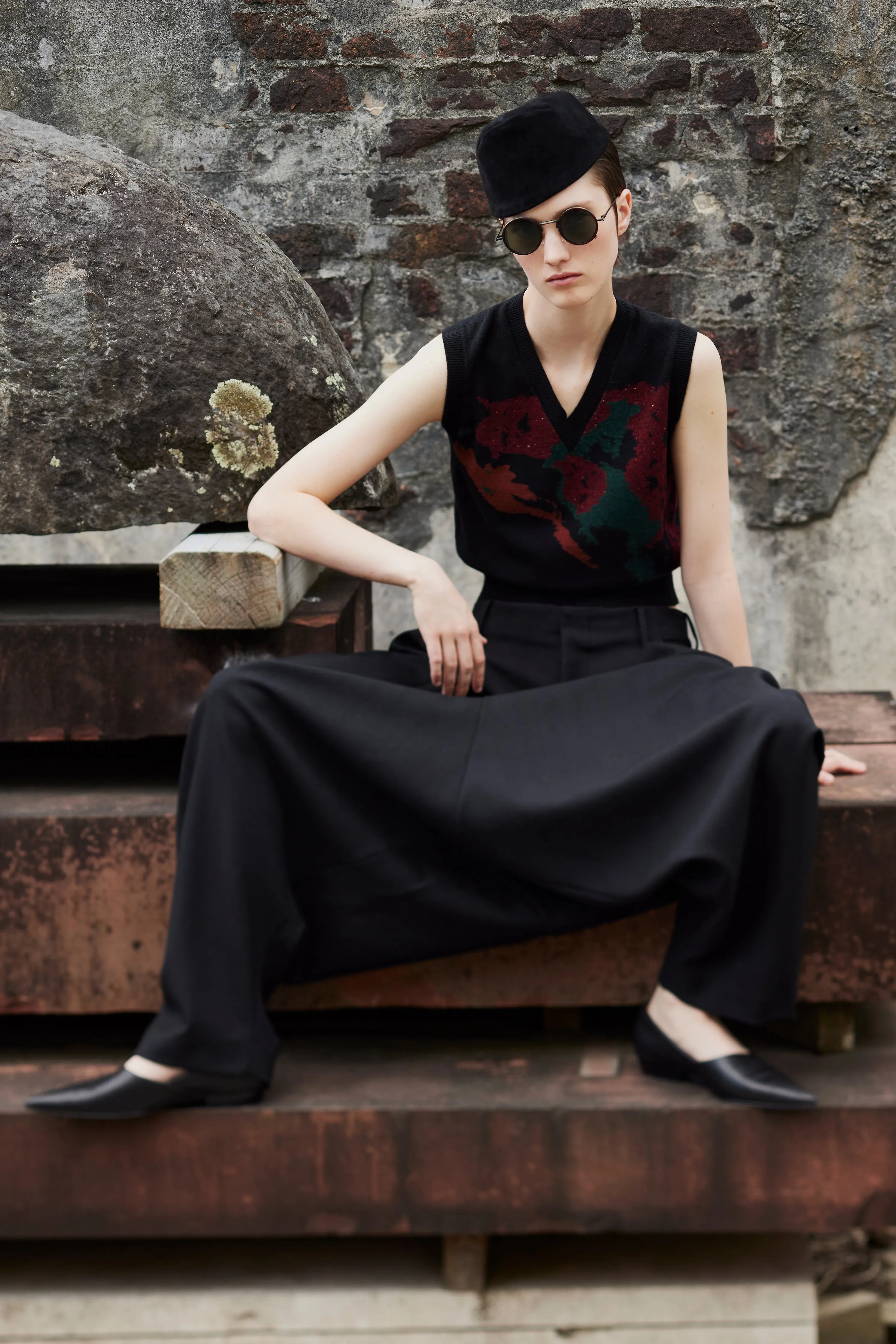 Intarsia short vest sold by Rory William Docherty product image thumbnail 5