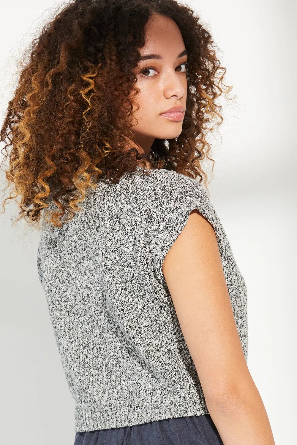 Linen Tank sold by Standard Issue product image thumbnail 2