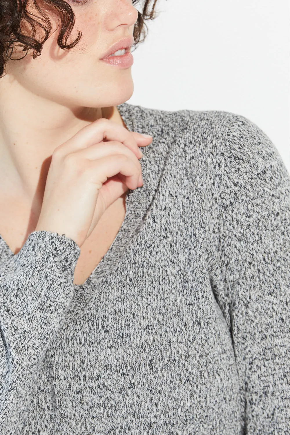 Linen V sold by Standard Issue product image thumbnail 4