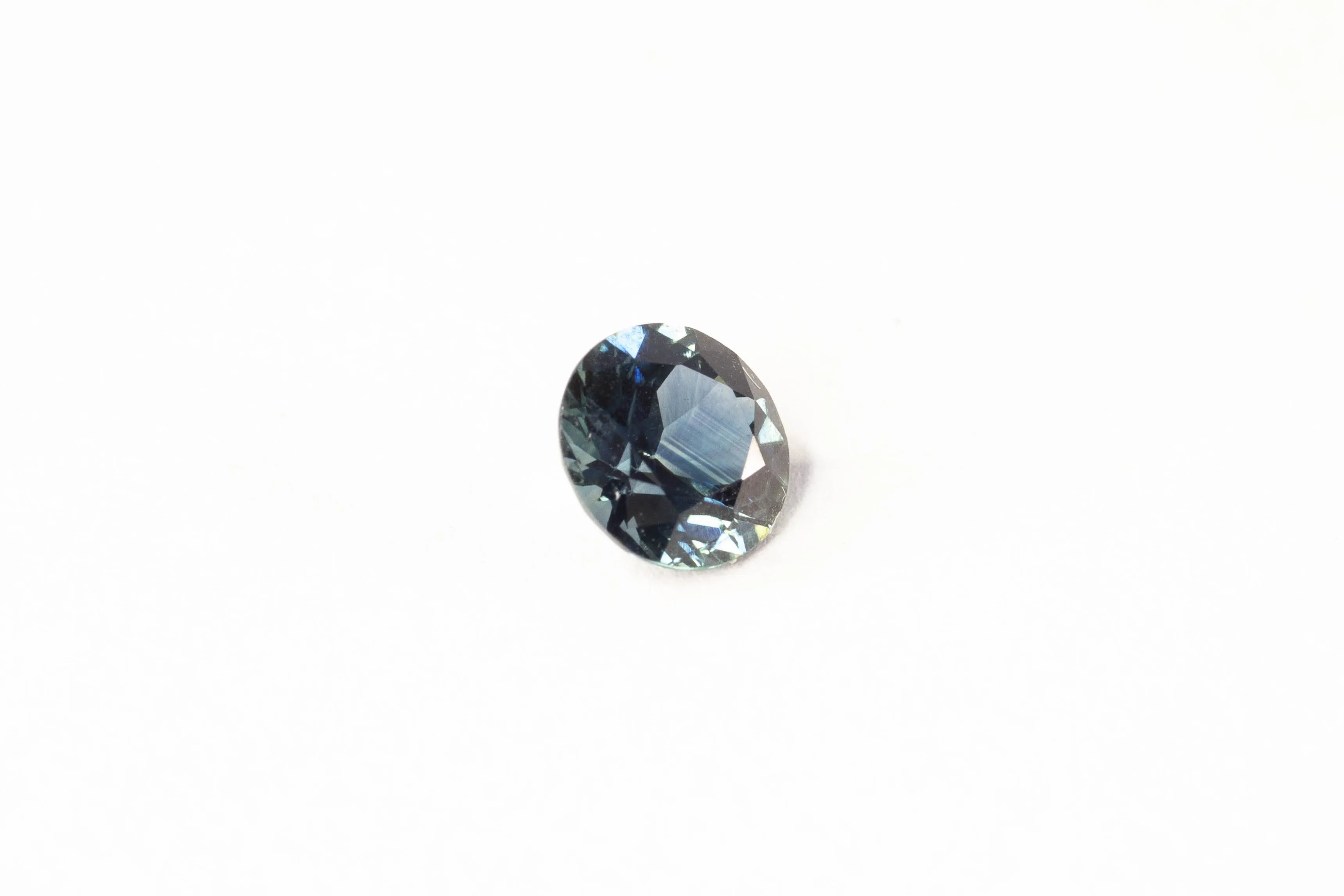 6mm Sapphire: 1.05ct Round - Teal sold by Sophie Divett Jewelry product image thumbnail 4