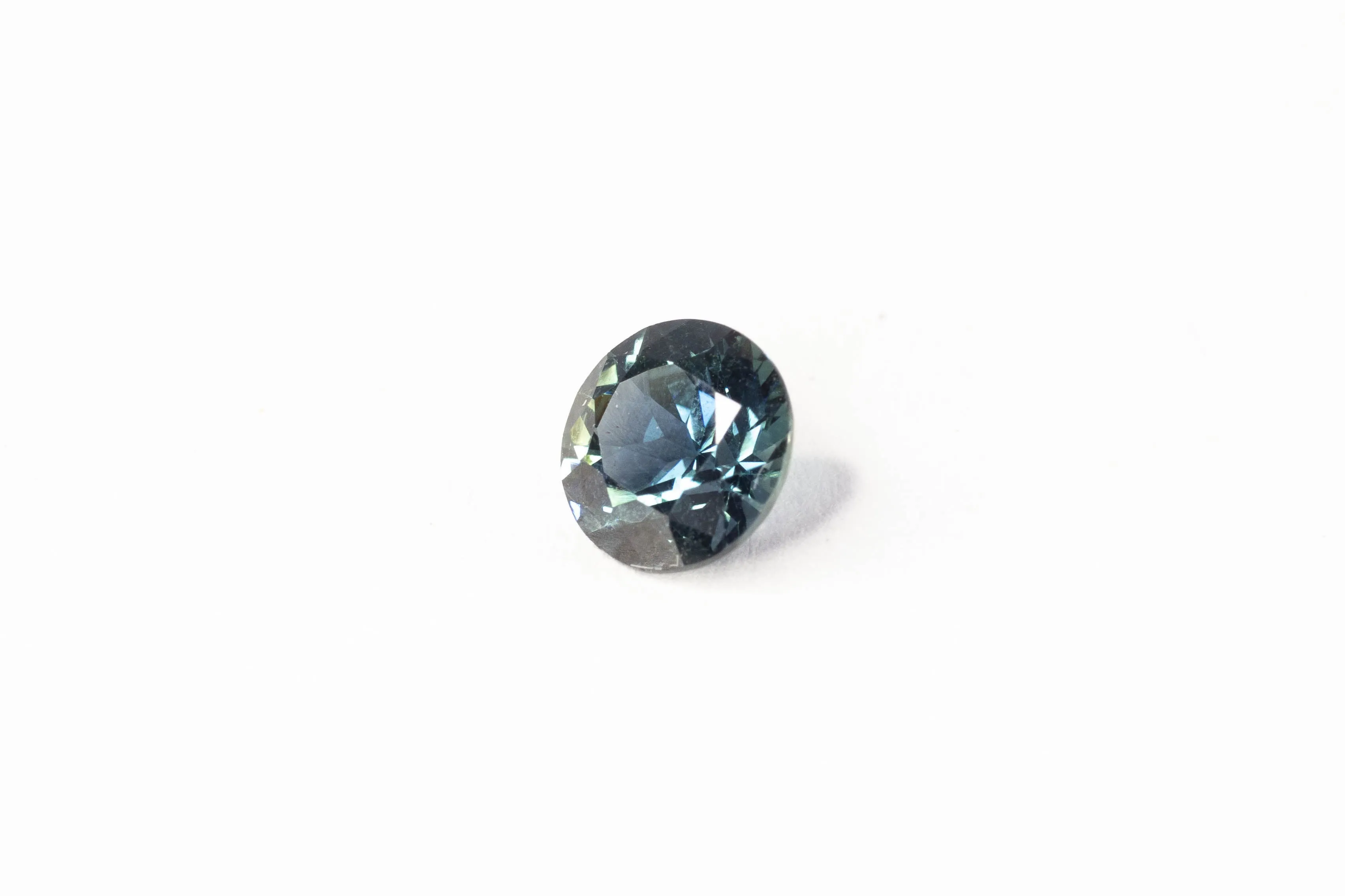 6mm Sapphire: 1.05ct Round - Teal sold by Sophie Divett Jewelry product image thumbnail 3