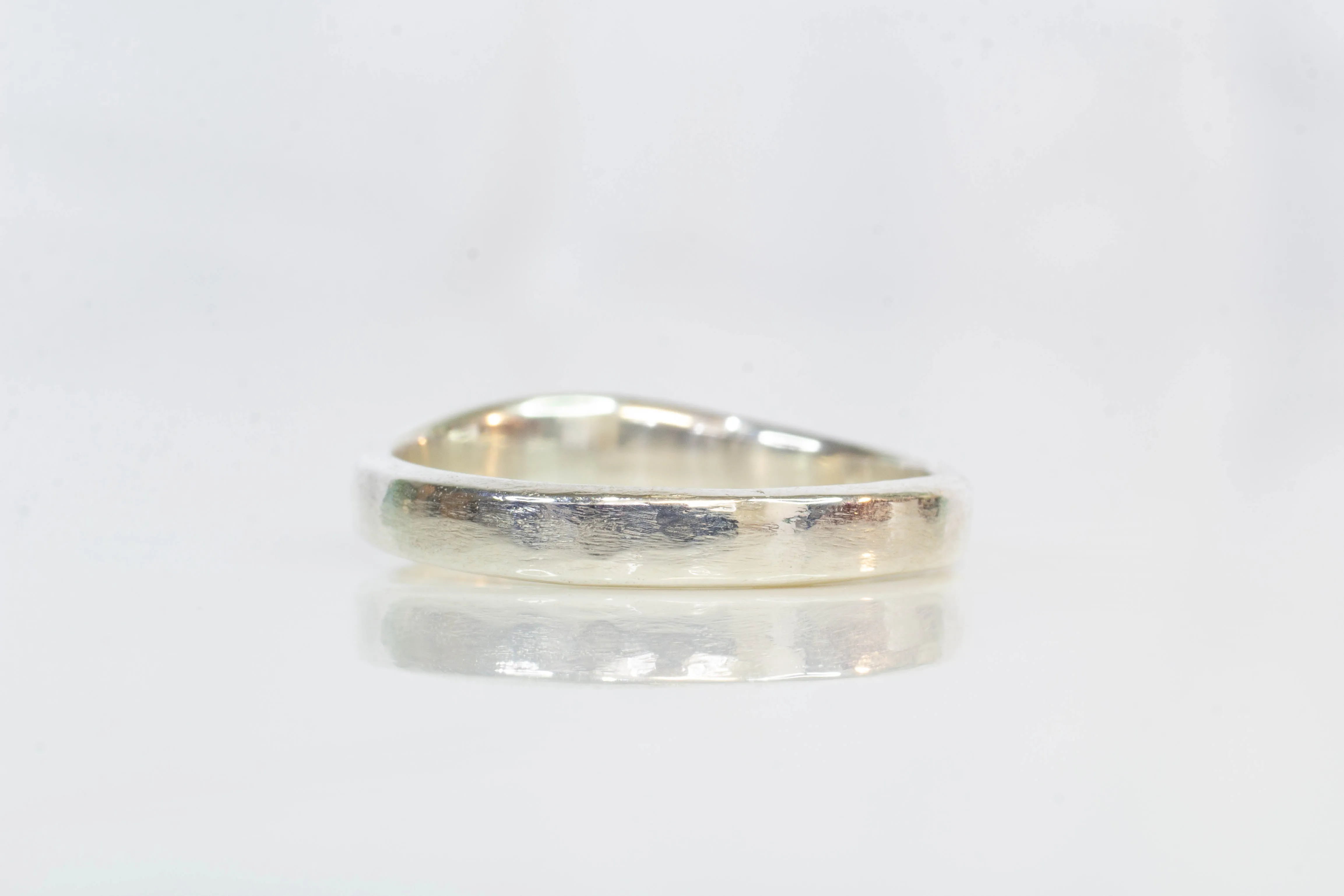 Leaf Signet Ring - White Gold sold by Sophie Divett Jewelry product image thumbnail 3